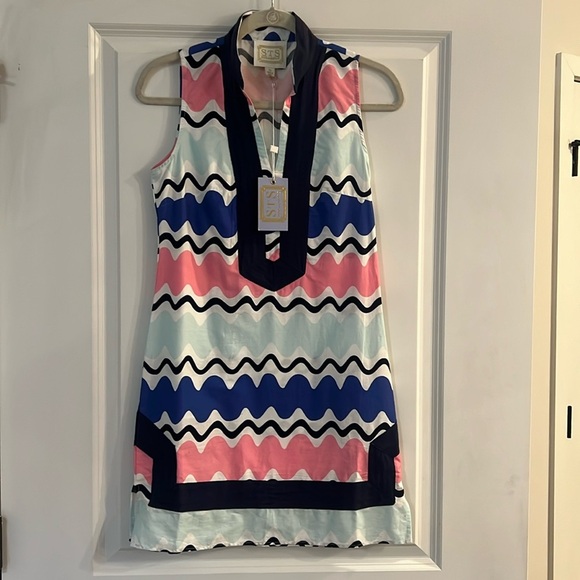NWT Sail to Sable Tuckernuck Pink Blue Wave Print Tunic Dress Size - X-Small - Picture 1 of 8